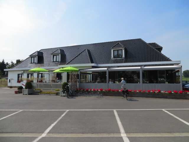 Facade 1